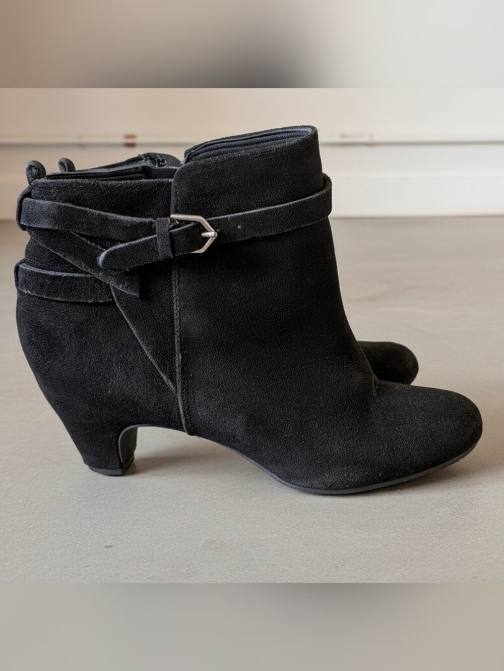 Sam Edelman Maddox Black Suede Ankle Boots Buckle Size 8